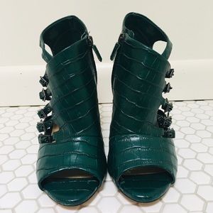 BCBG MAXAZRIA Emerald Crock Booties